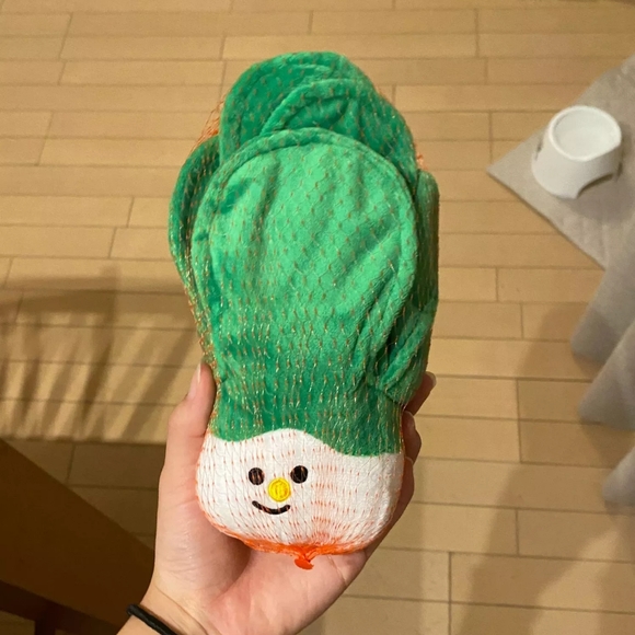Bok choy vegetable dog toy - Picture 6 of 6
